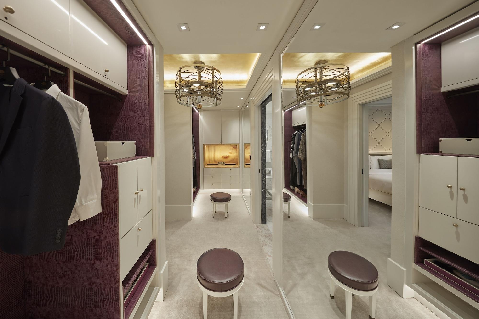 Hotel Mandarin Oriental, Ad Dawhah Esterno foto A walk-in closet