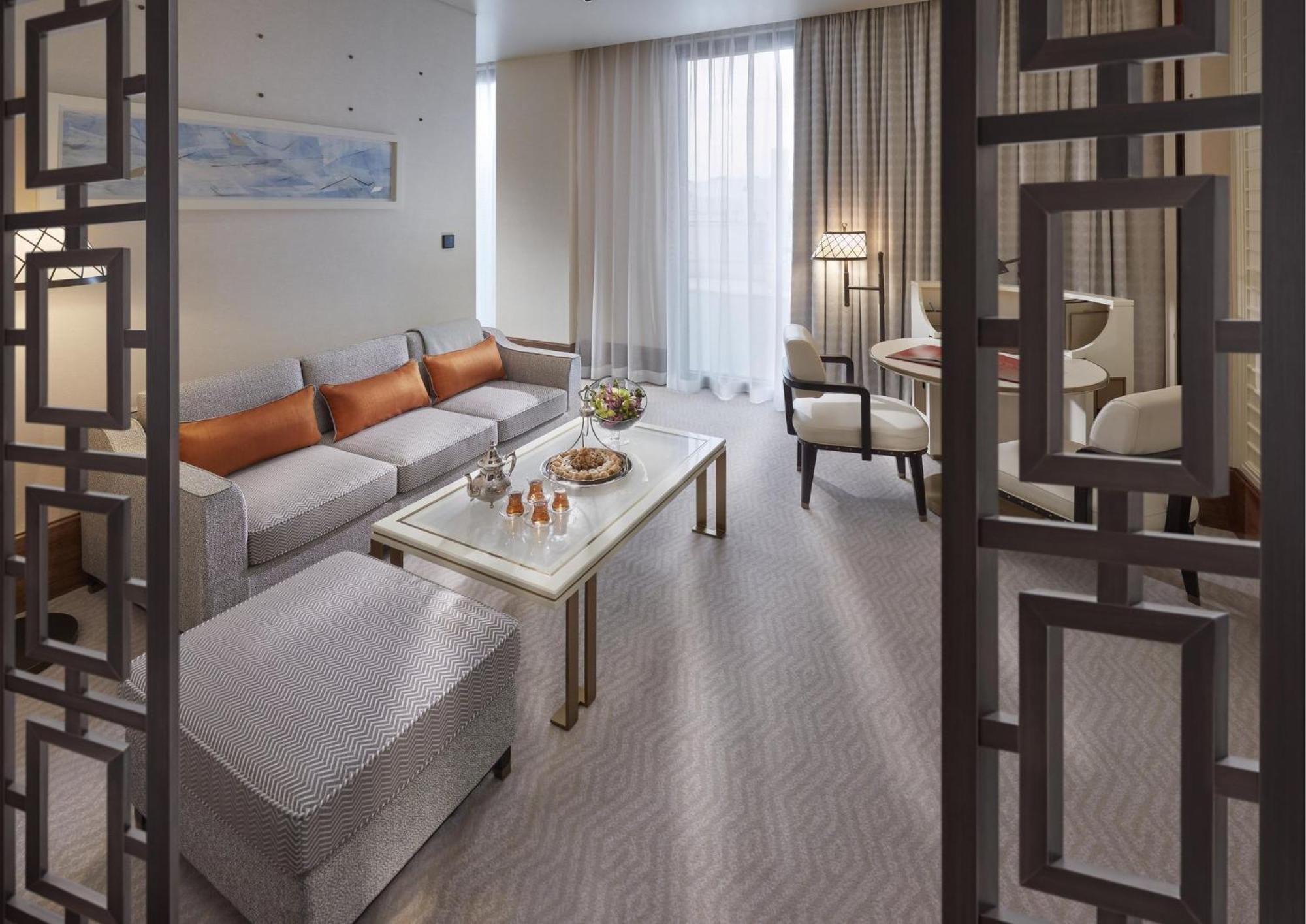 Hotel Mandarin Oriental, Ad Dawhah Esterno foto A suite at the hotel