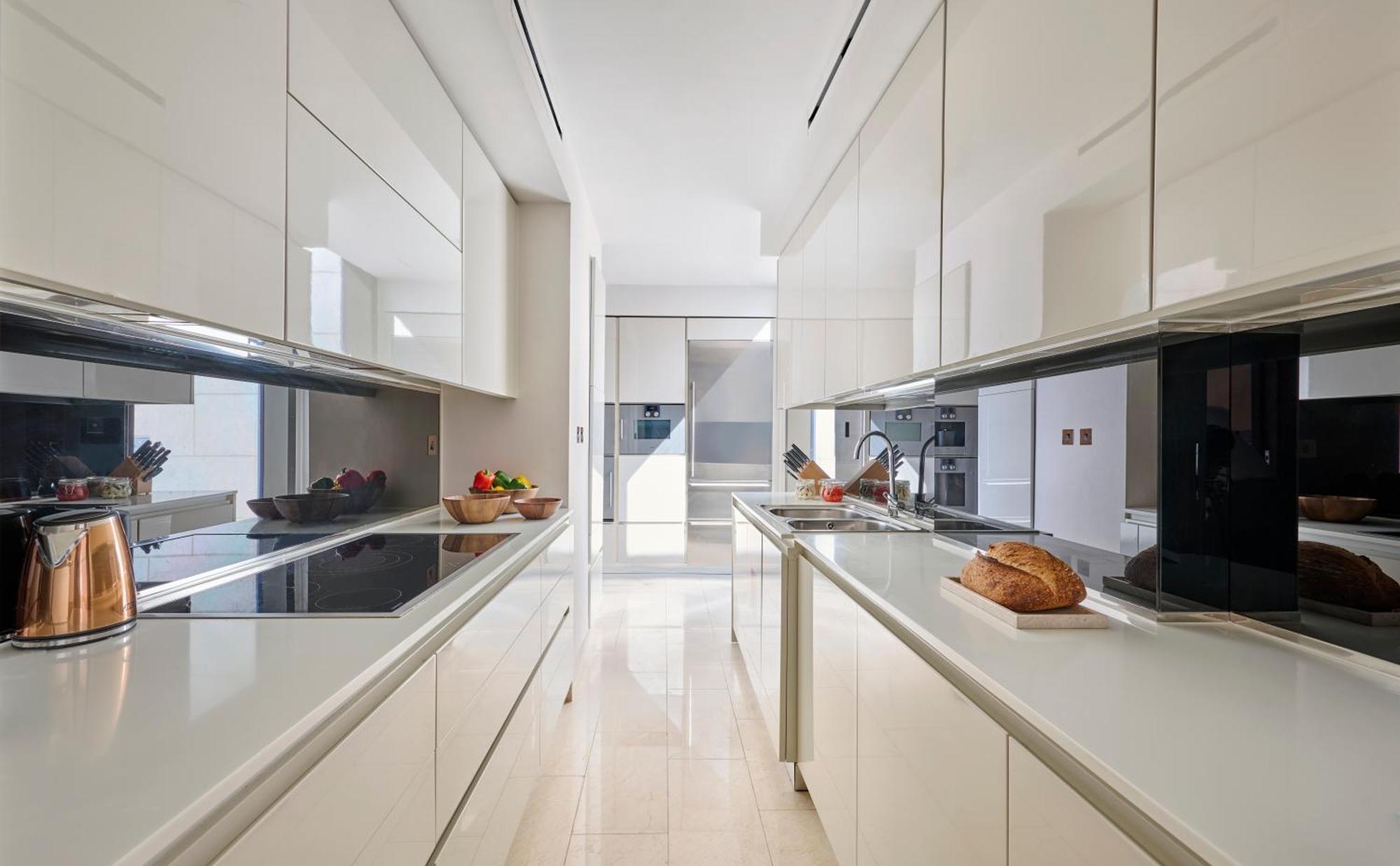 Hotel Mandarin Oriental, Ad Dawhah Esterno foto A modern kitchen