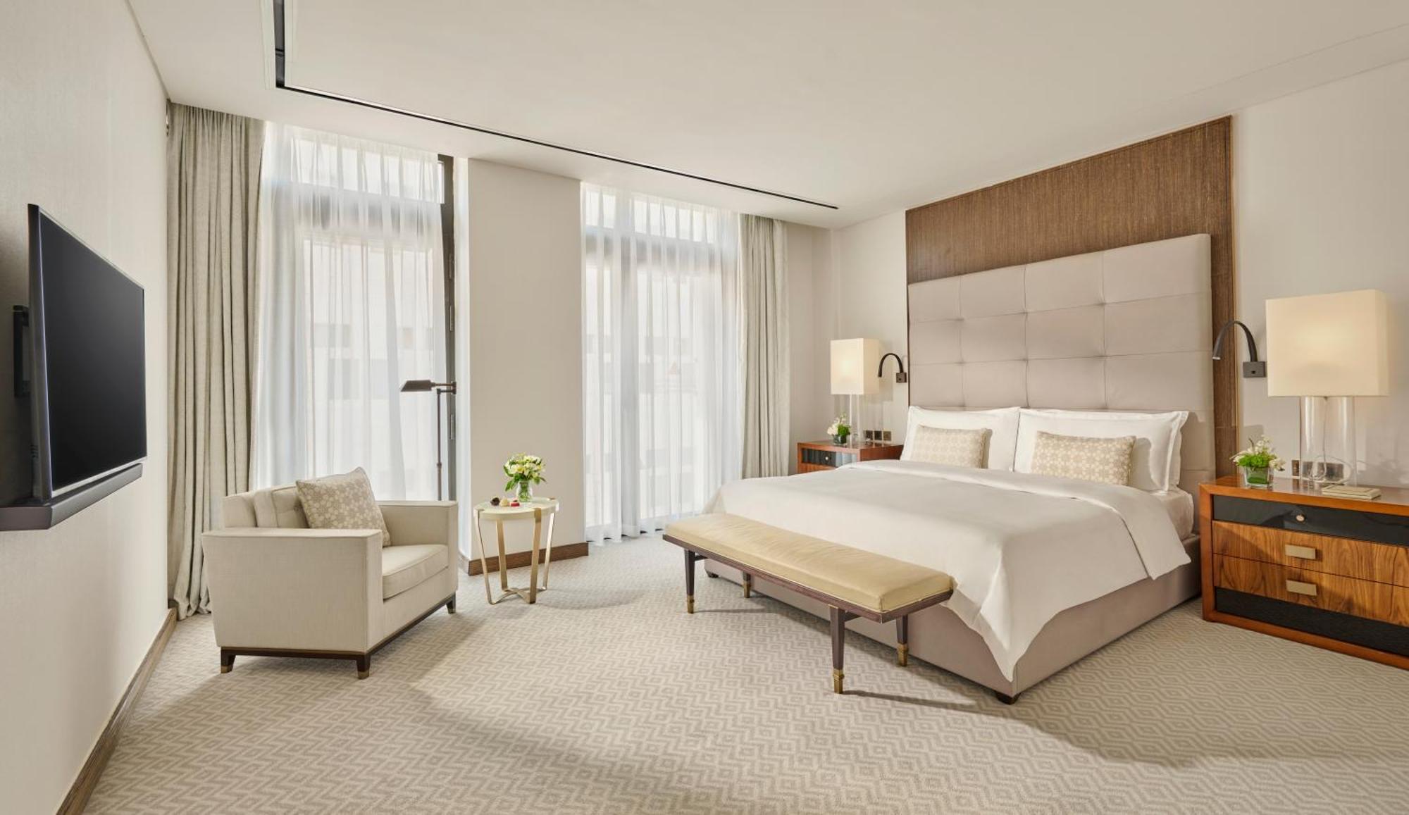 Hotel Mandarin Oriental, Ad Dawhah Esterno foto A bedroom at The Hari