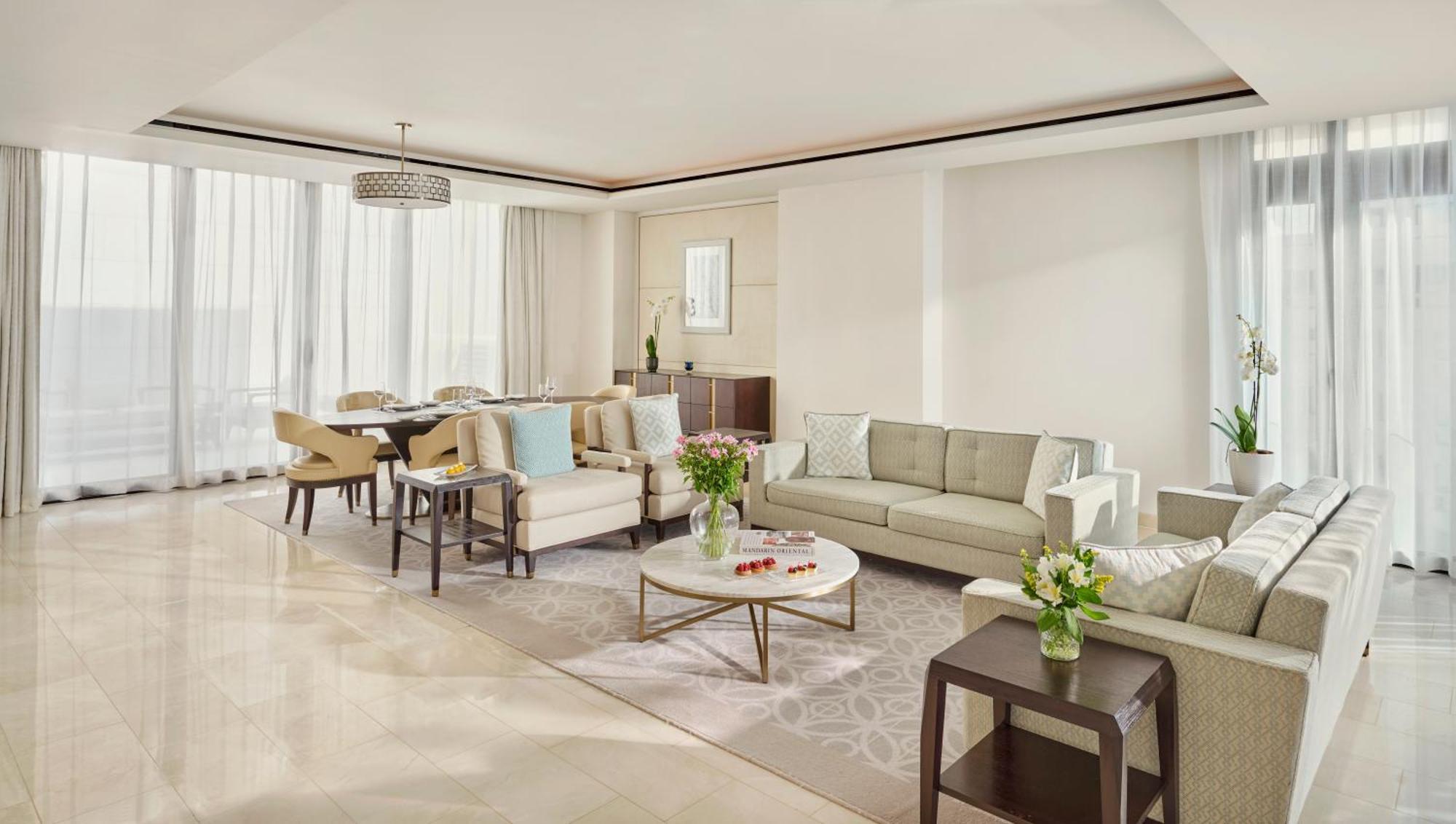 Hotel Mandarin Oriental, Ad Dawhah Esterno foto A living room