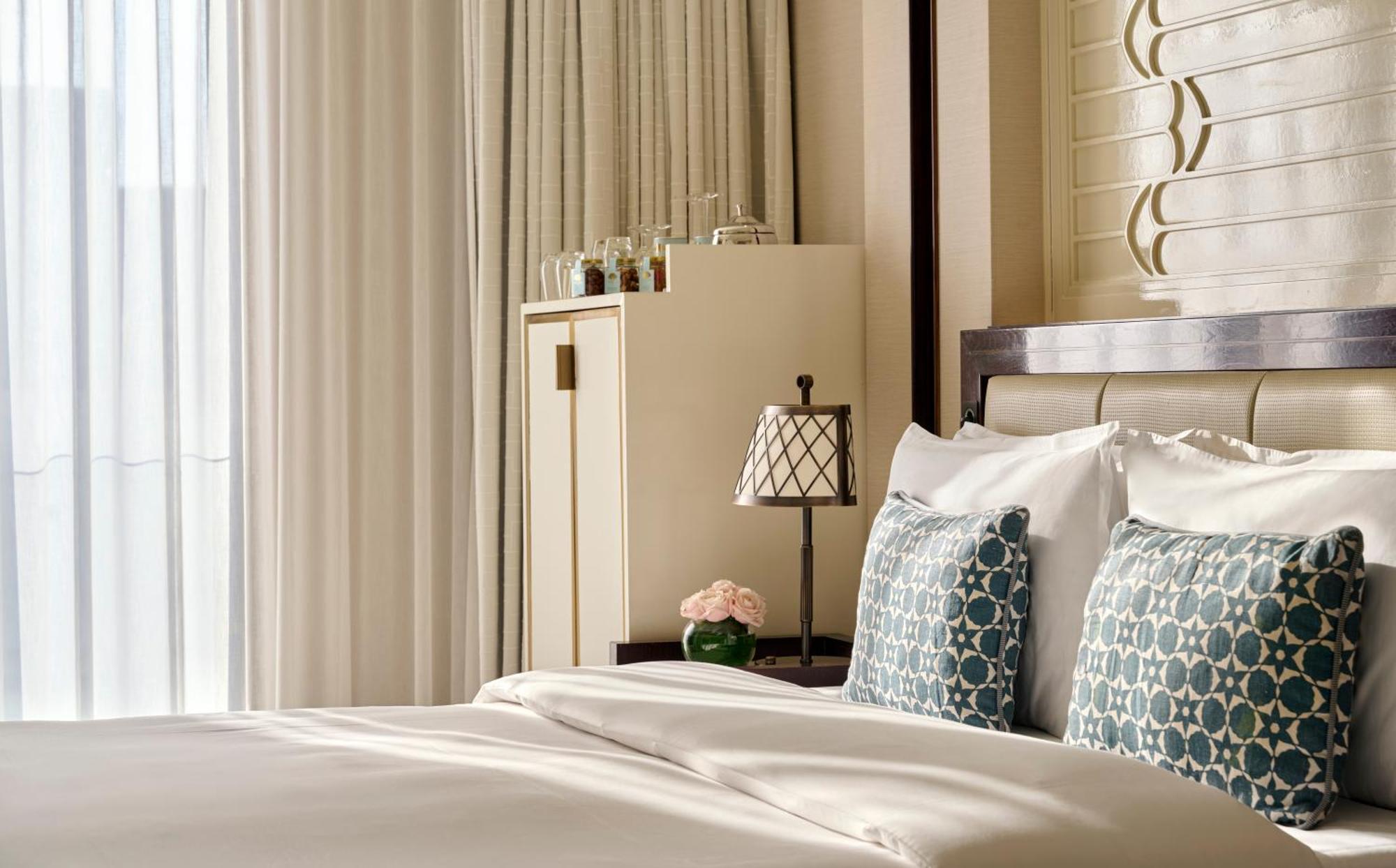 Hotel Mandarin Oriental, Ad Dawhah Esterno foto A bedroom at the hotel